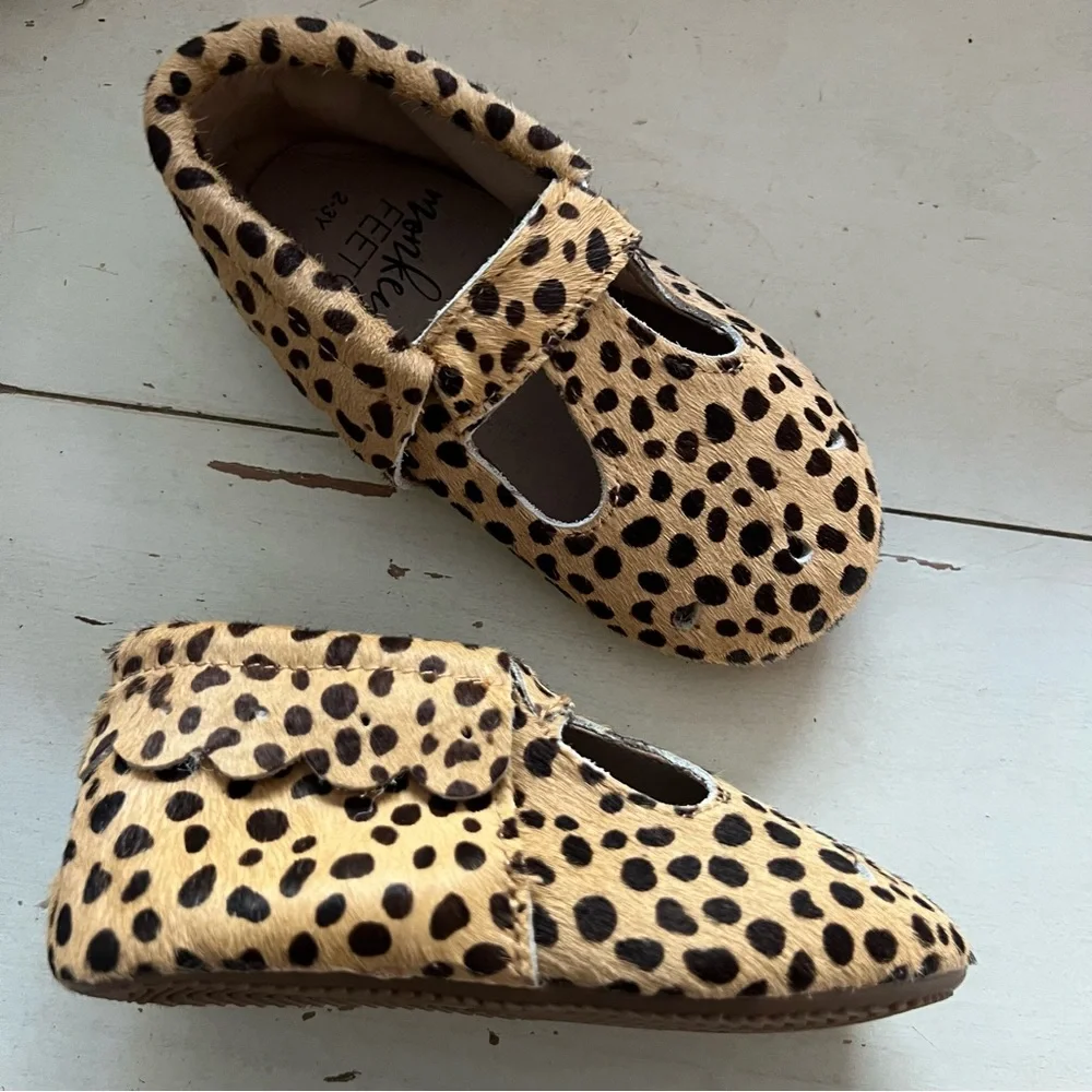 Monkey Feet Cheetah Calf Hair T Strap  Size 2-3 Years Leather New